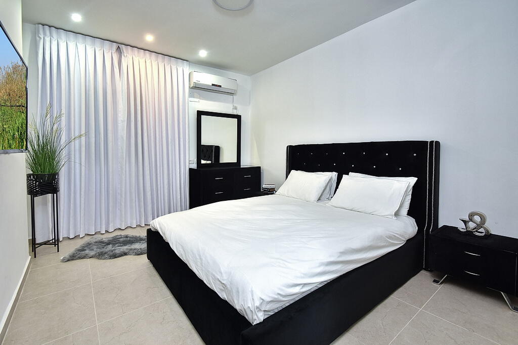 וילה קינג פאלאס צפון  14  נופש - וי פור ויקיישן - V for Vacation