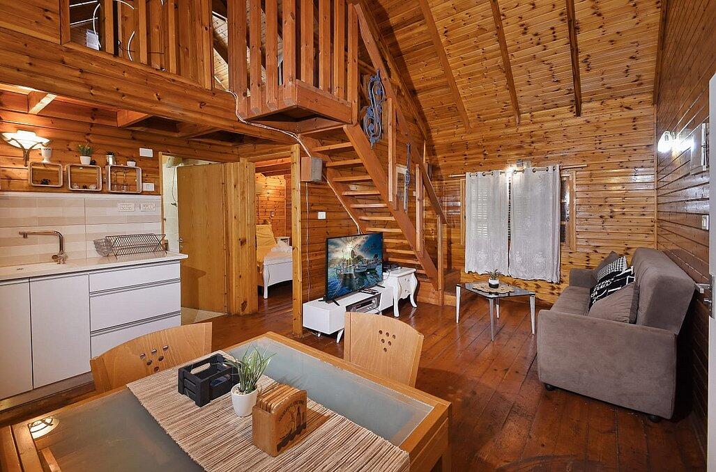 בקתות נוף ילדות צפון  6  נופש - וי פור ויקיישן - V for Vacation