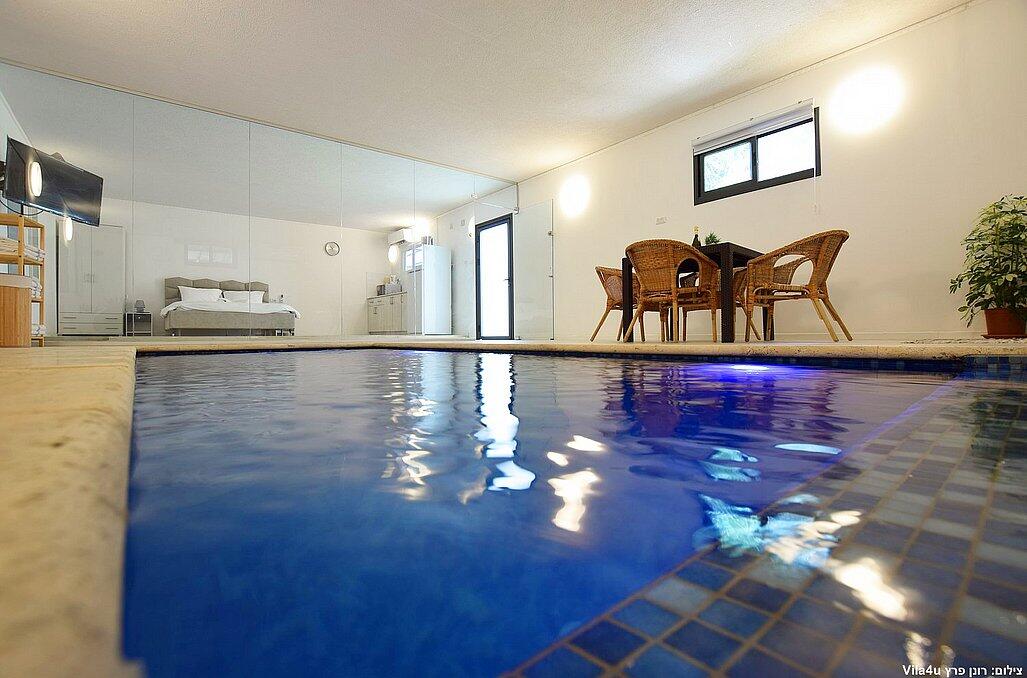 לקשורי סוויט - Luxury suite צפון  17  נופש - וי פור ויקיישן - V for Vacation