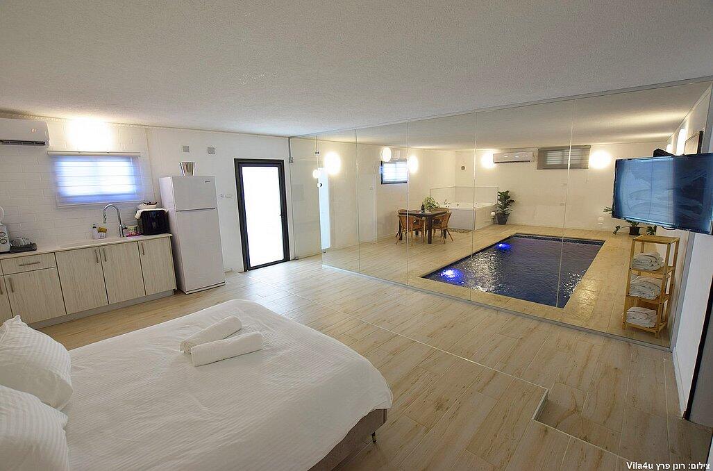 לקשורי סוויט - Luxury suite צפון  2  נופש - וי פור ויקיישן - V for Vacation