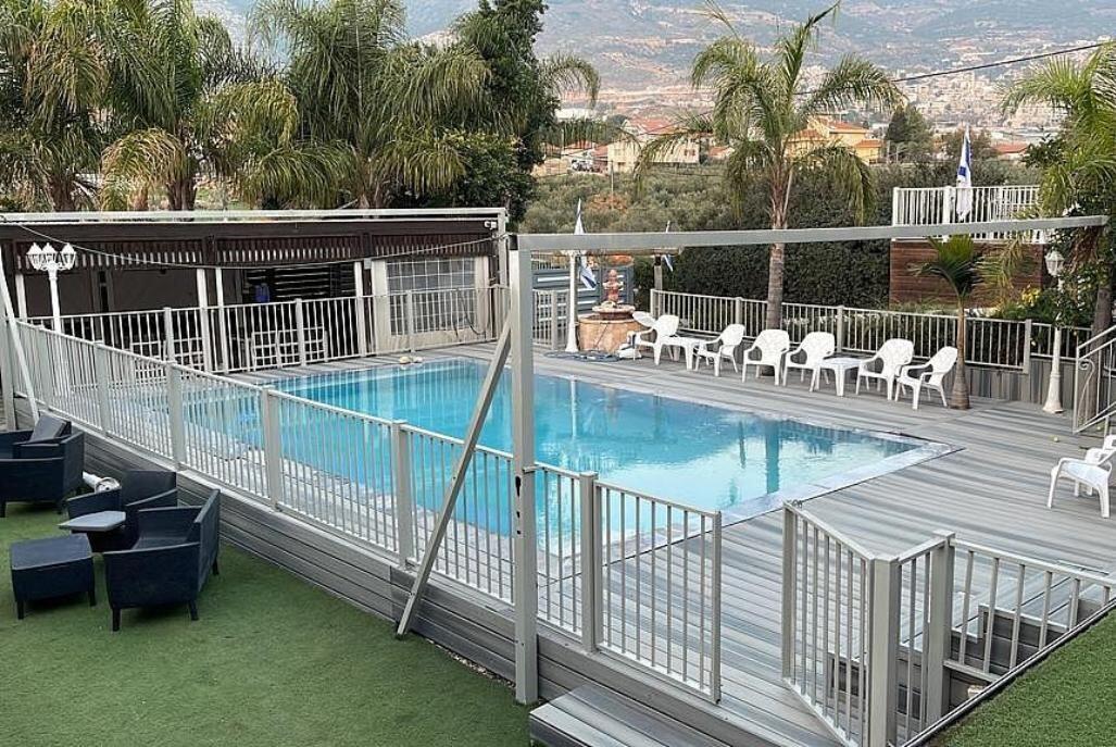 אחוזת אופוריה צפון  12  נופש - וי פור ויקיישן - V for Vacation