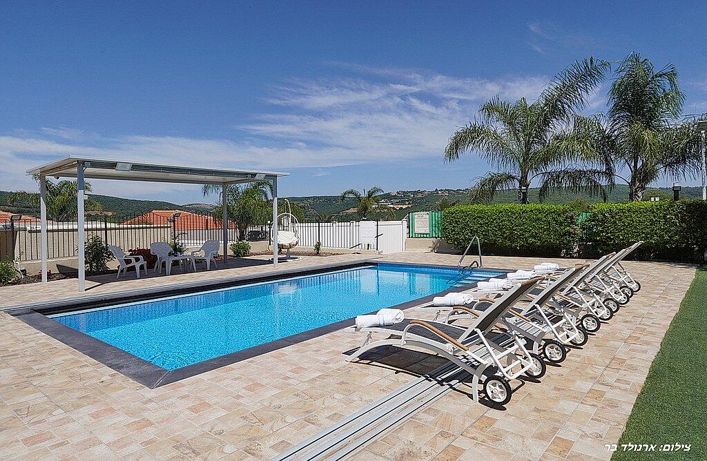 אחוזת השושנים בוטיק צפון  35  נופש - וי פור ויקיישן - V for Vacation