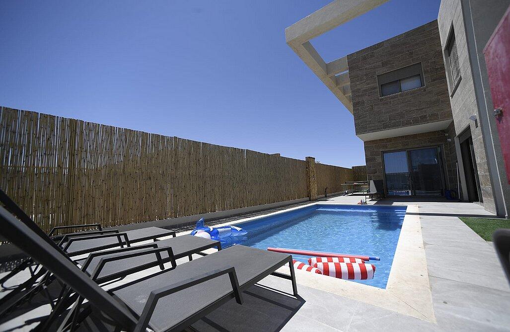 וילה שירת הים דרום  19  נופש - וי פור ויקיישן - V for Vacation