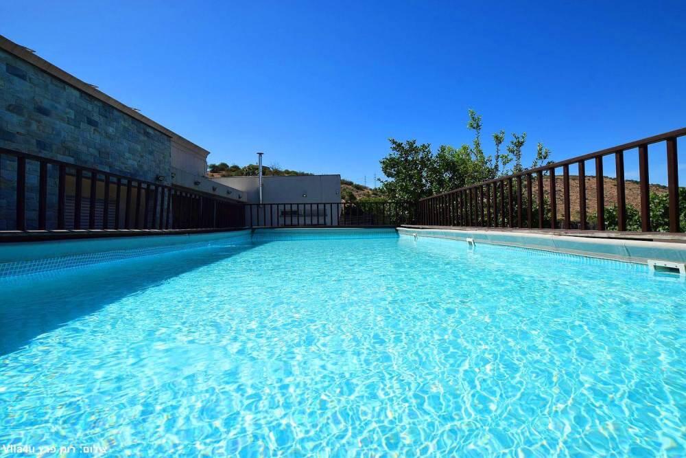 אחוזת אטואל צפון  27  נופש - וי פור ויקיישן - V for Vacation