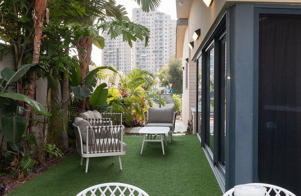 וילה על הים בראשון מרכז  2  נופש - וי פור ויקיישן - V for Vacation