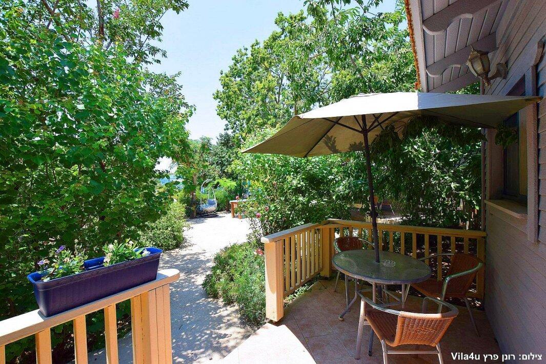 בקתות המעיין צפון  4  נופש - וי פור ויקיישן - V for Vacation