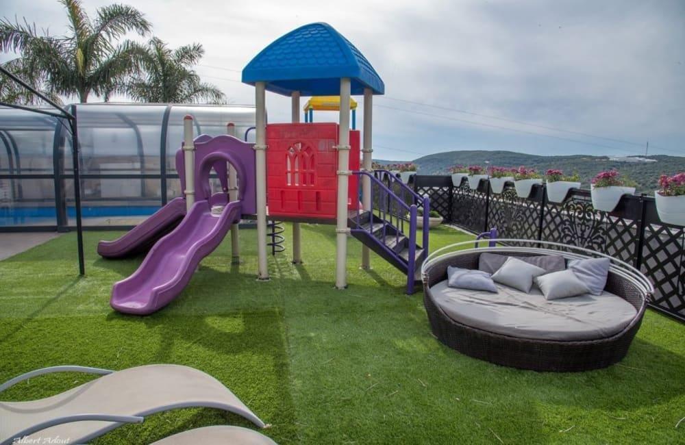 וילה גרנד רויאל צפון  3  נופש - וי פור ויקיישן - V for Vacation