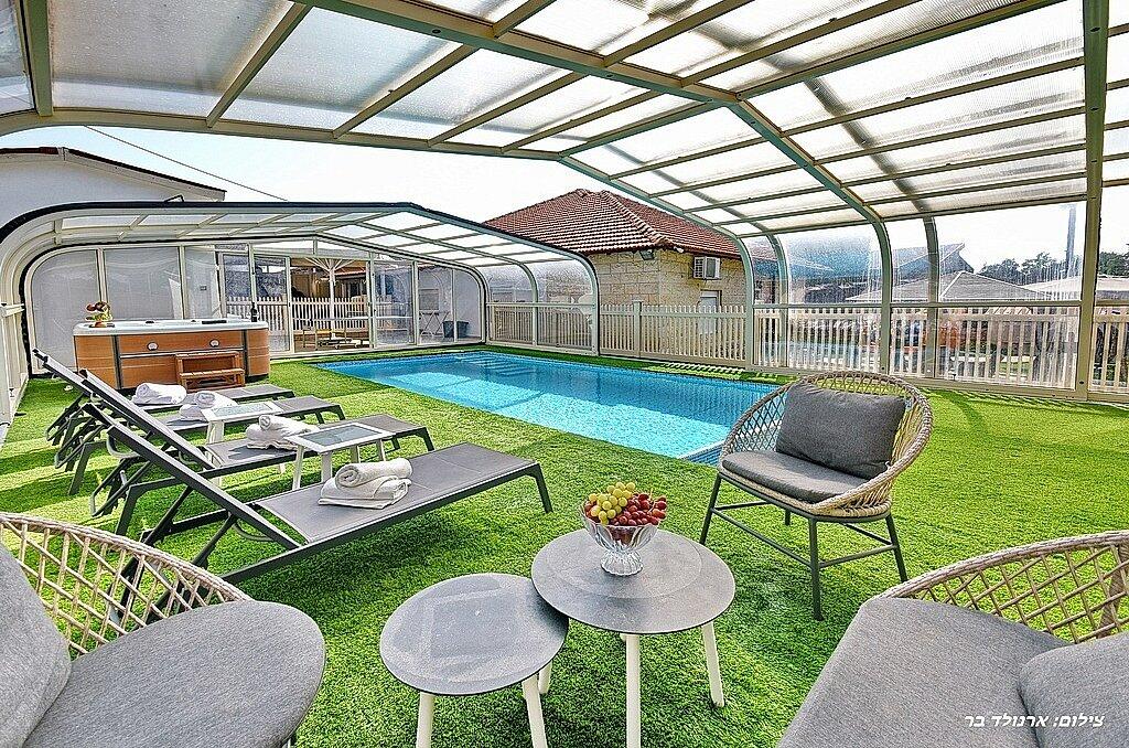 וילה רוז פרימיום לפידות צפון  4  נופש - וי פור ויקיישן - V for Vacation