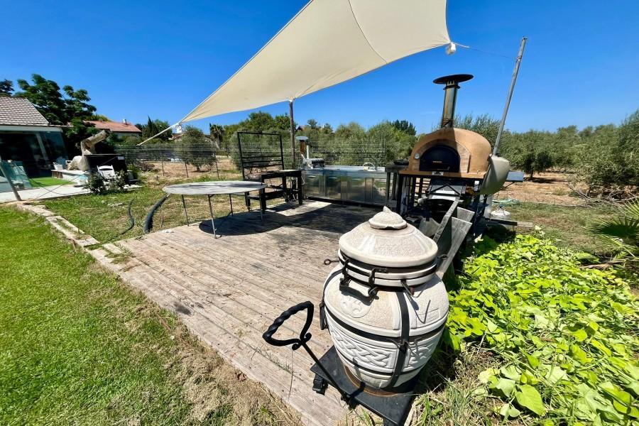 אחוזה 14 מרכז  22  נופש - וי פור ויקיישן - V for Vacation