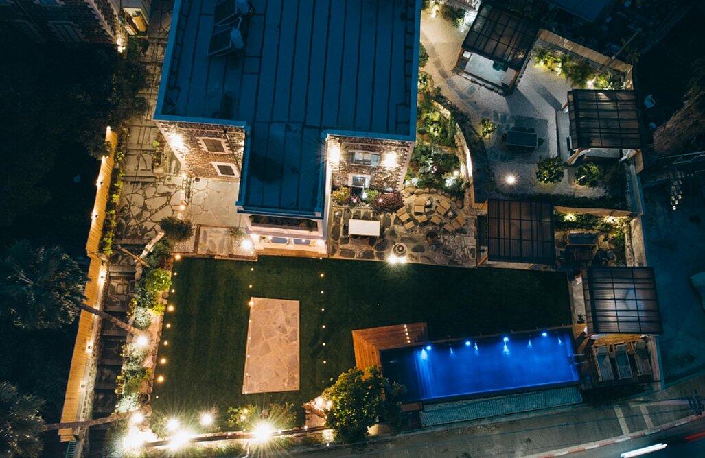 וילה אואזיס פאלאס צפון  38  נופש - וי פור ויקיישן - V for Vacation