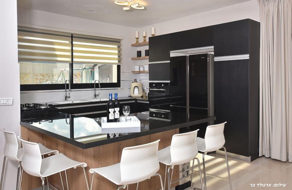 וילה סלו מול הכנרת צפון  45  נופש - וי פור ויקיישן - V for Vacation