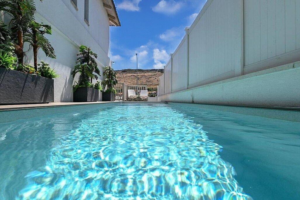 וילה לארבל - Villa LaArbel צפון  18  נופש - וי פור ויקיישן - V for Vacation