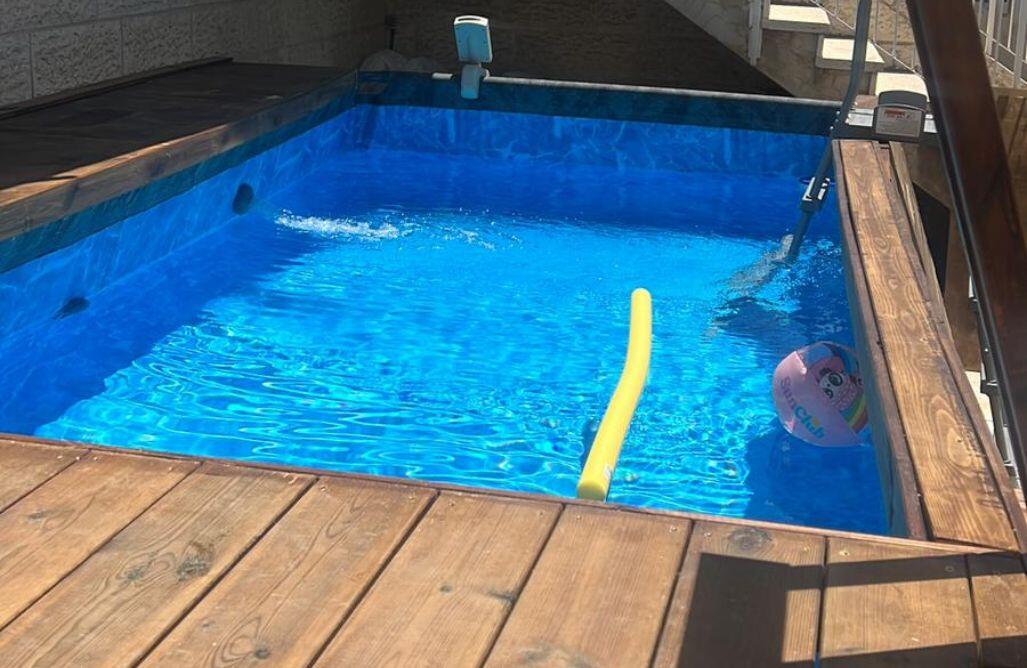 וילה ירושלים VIP מרכז  26  נופש - וי פור ויקיישן - V for Vacation