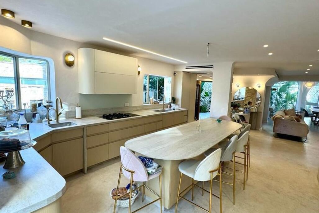 וילה מיקונוס נתניה מרכז  3  נופש - וי פור ויקיישן - V for Vacation