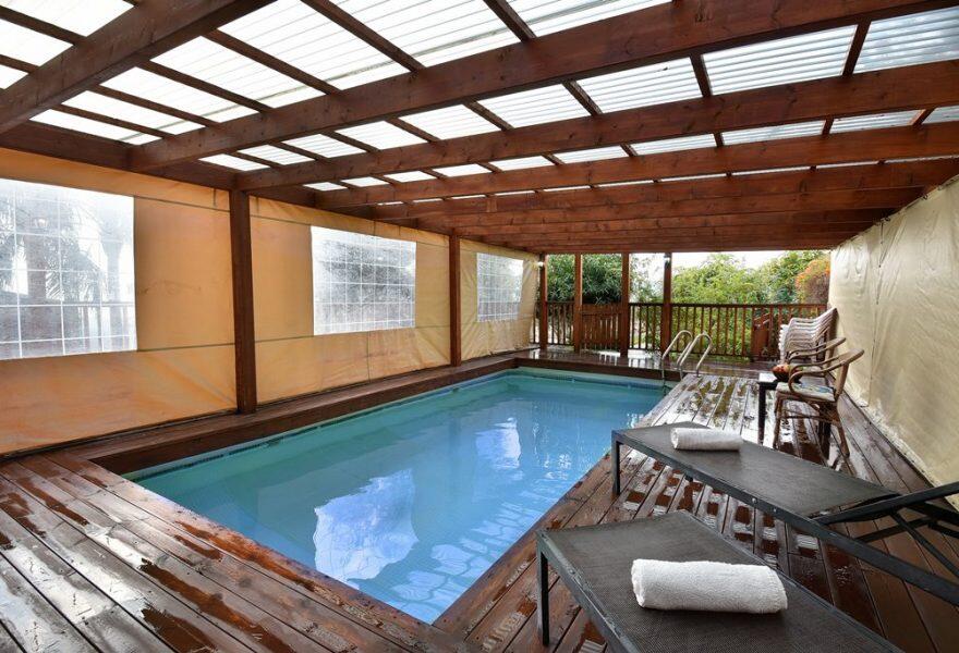 הבקתה בגולן צפון  1  נופש - וי פור ויקיישן - V for Vacation