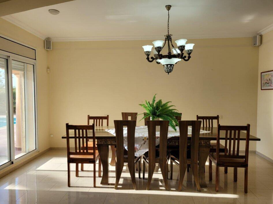 וילה ורדים מרכז  7  נופש - וי פור ויקיישן - V for Vacation