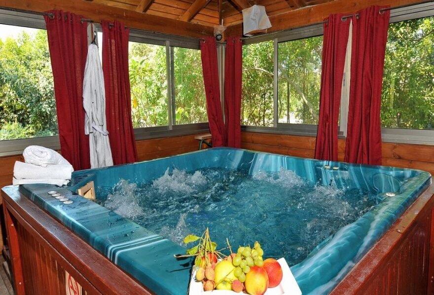 הבקתה הגלילית צפון  2  נופש - וי פור ויקיישן - V for Vacation