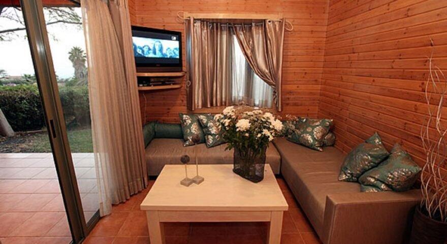 מול הנוף ברמות צפון  14  נופש - וי פור ויקיישן - V for Vacation