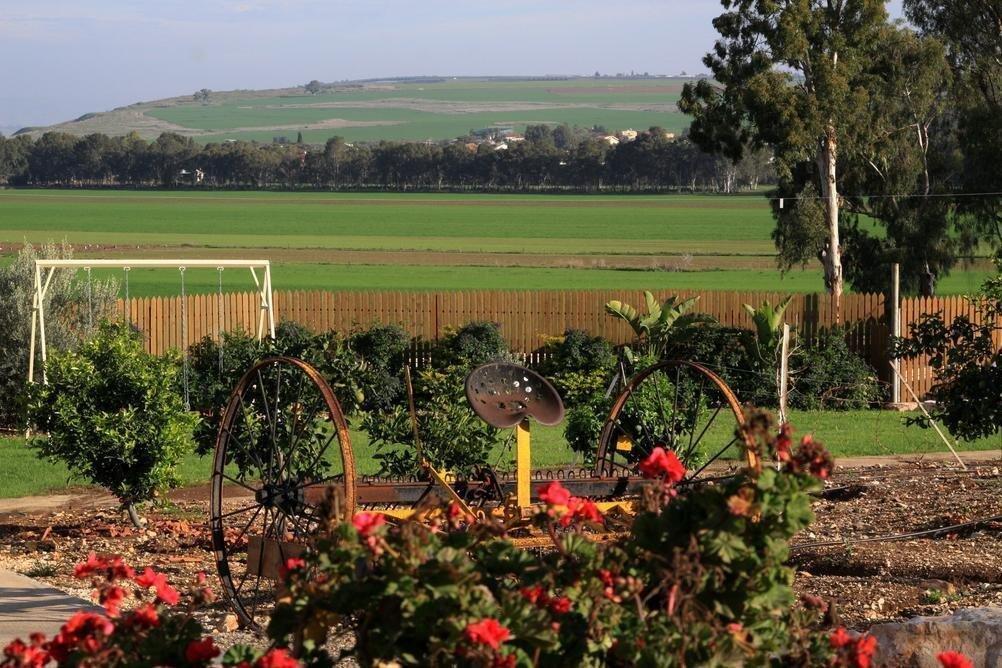 פינה בסג'רה צפון  13  נופש - וי פור ויקיישן - V for Vacation