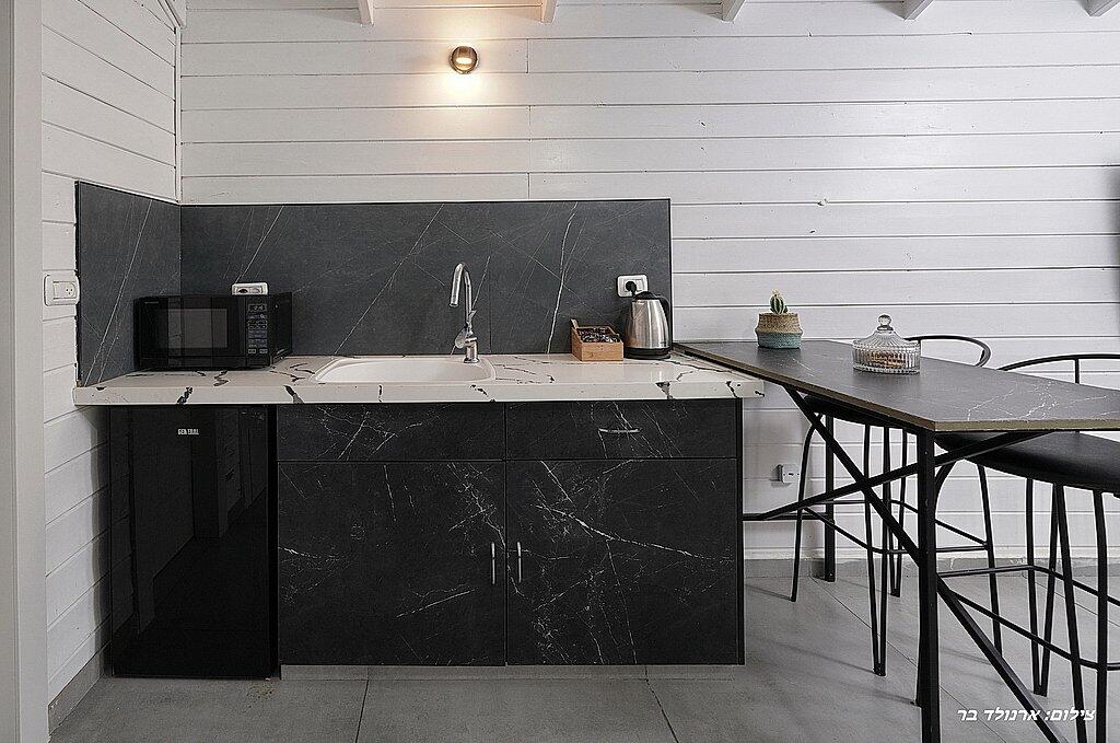 סוויטת מרום צפון  7  נופש - וי פור ויקיישן - V for Vacation