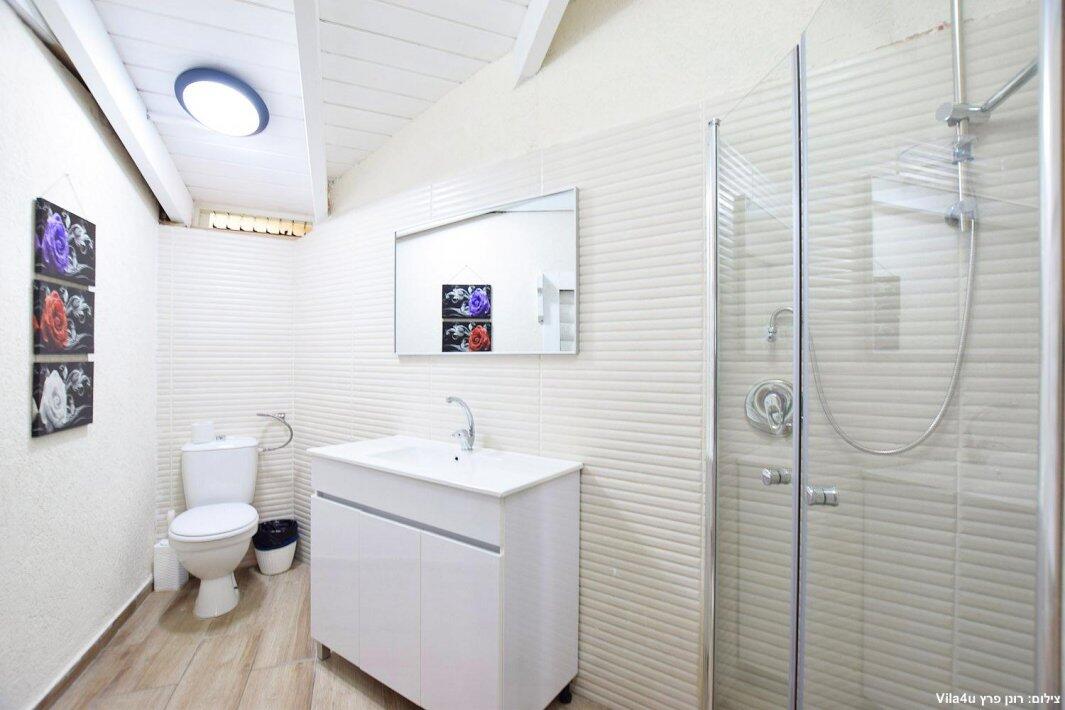 וילה טופנגה צפון  22  נופש - וי פור ויקיישן - V for Vacation