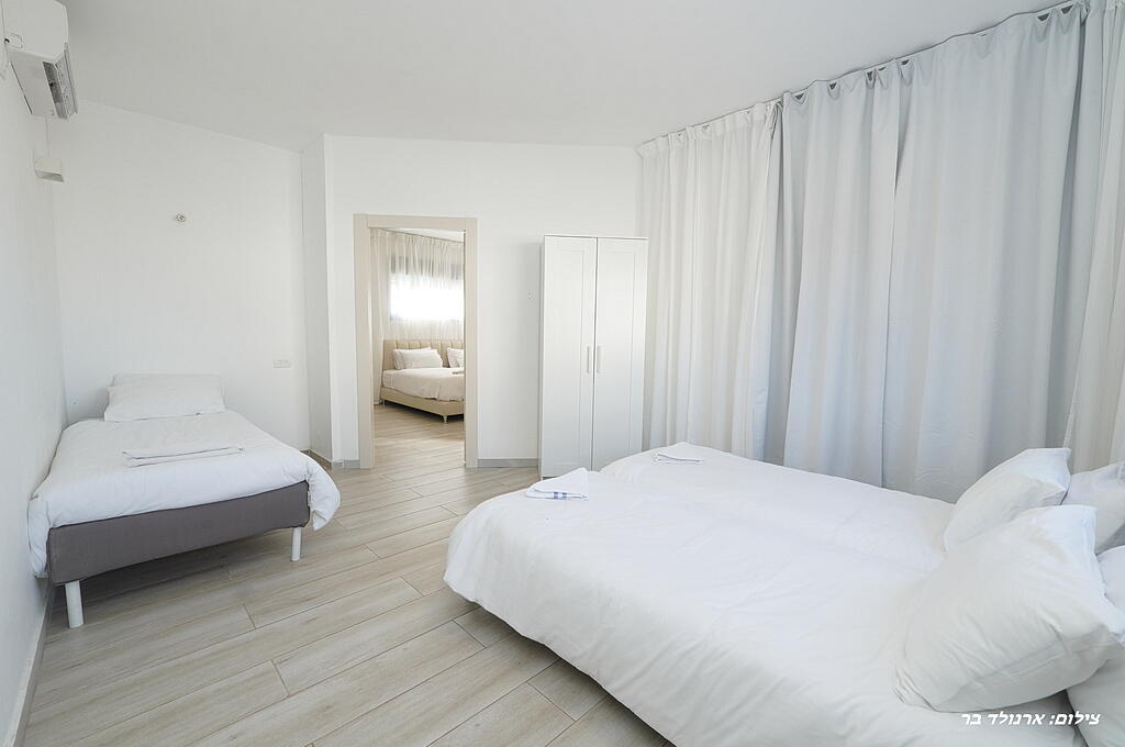 וילה דקל כחול צפון  34  נופש - וי פור ויקיישן - V for Vacation