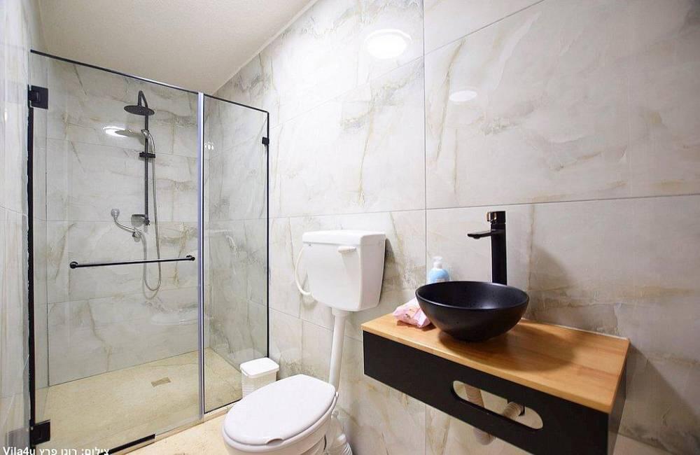 יהלום בלבן בוטיק מרכז  13  נופש - וי פור ויקיישן - V for Vacation