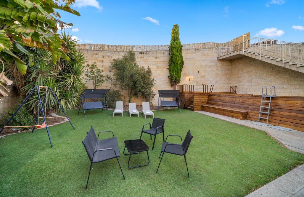 וילה ירושלים VIP מרכז  28  נופש - וי פור ויקיישן - V for Vacation