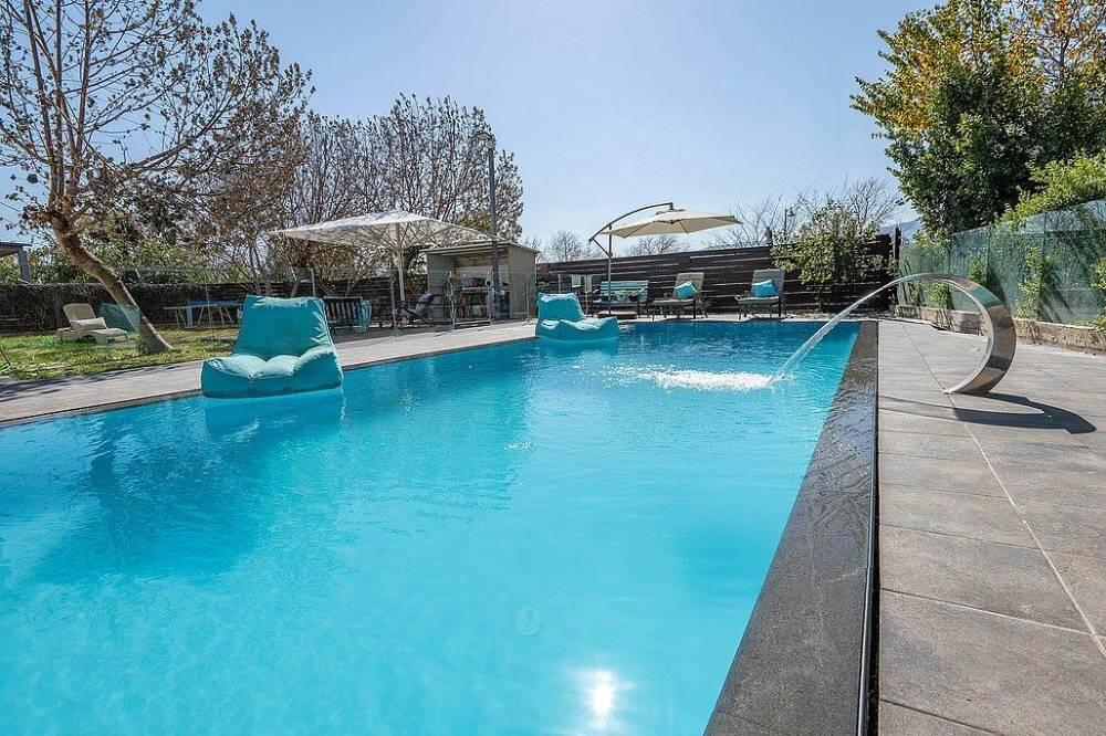 וילה שירת הנחל צפון  36  נופש - וי פור ויקיישן - V for Vacation