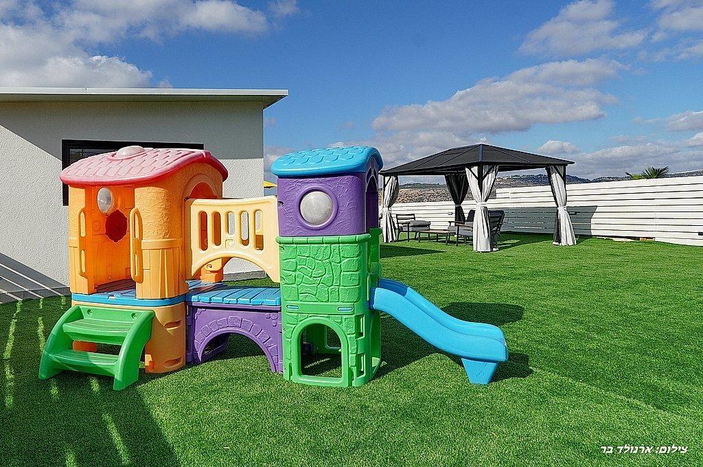 אחוזת הלל צפון  7  נופש - וי פור ויקיישן - V for Vacation