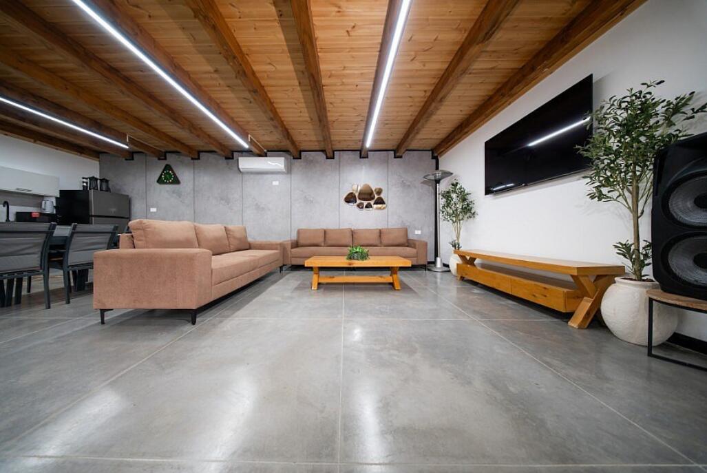 ולדורה בוטיק - Valdora Boutique צפון  11  נופש - וי פור ויקיישן - V for Vacation