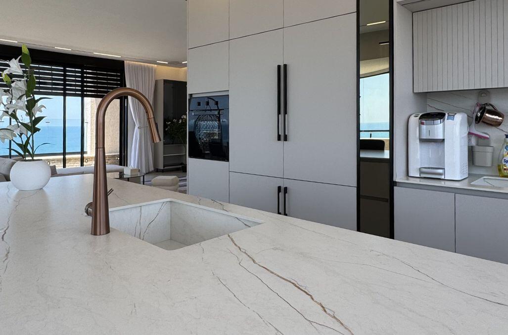 סי וויו פנטהאוז וספא נתניה - Sea view penthouse & spa Netanya מרכז  14  נופש - וי פור ויקיישן - V for Vacation