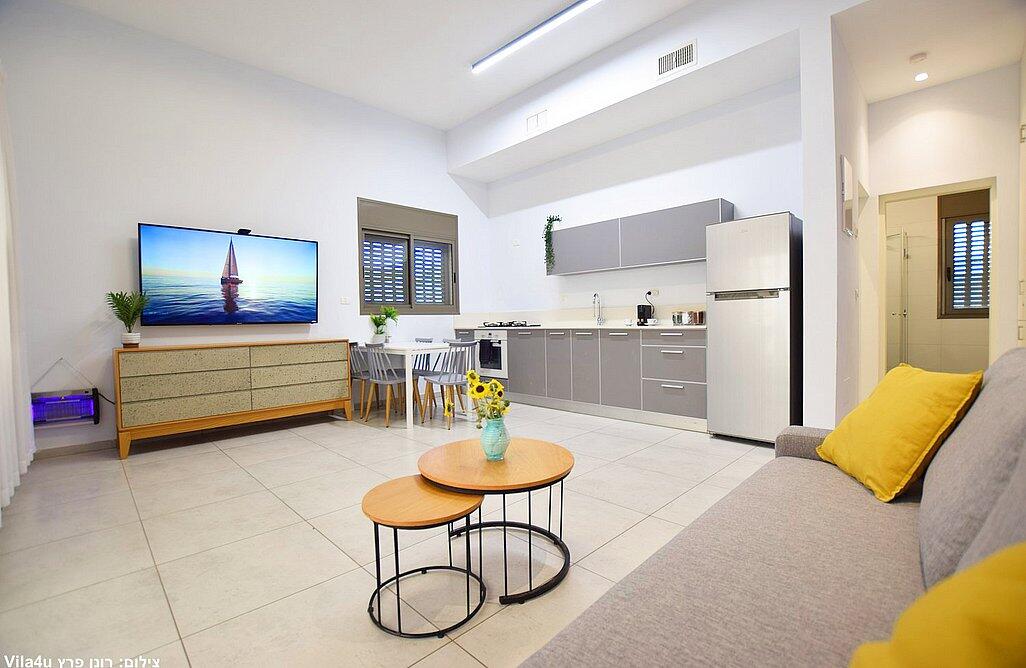 סוויטת חלון לארבל צפון  6  נופש - וי פור ויקיישן - V for Vacation