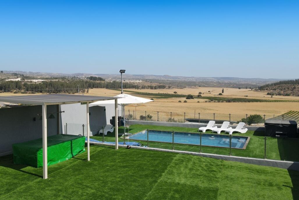 אחוזת נוף האלה מרכז  2  נופש - וי פור ויקיישן - V for Vacation