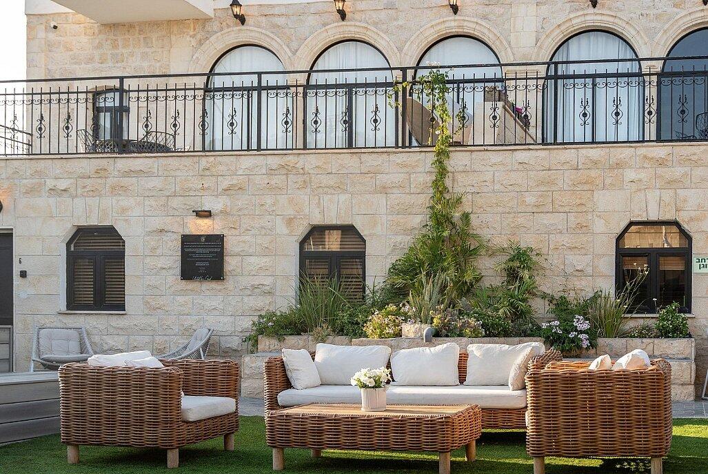 מלון הדירות יו ג'י - UG Boutique Apartment hotel צפון  14  נופש - וי פור ויקיישן - V for Vacation