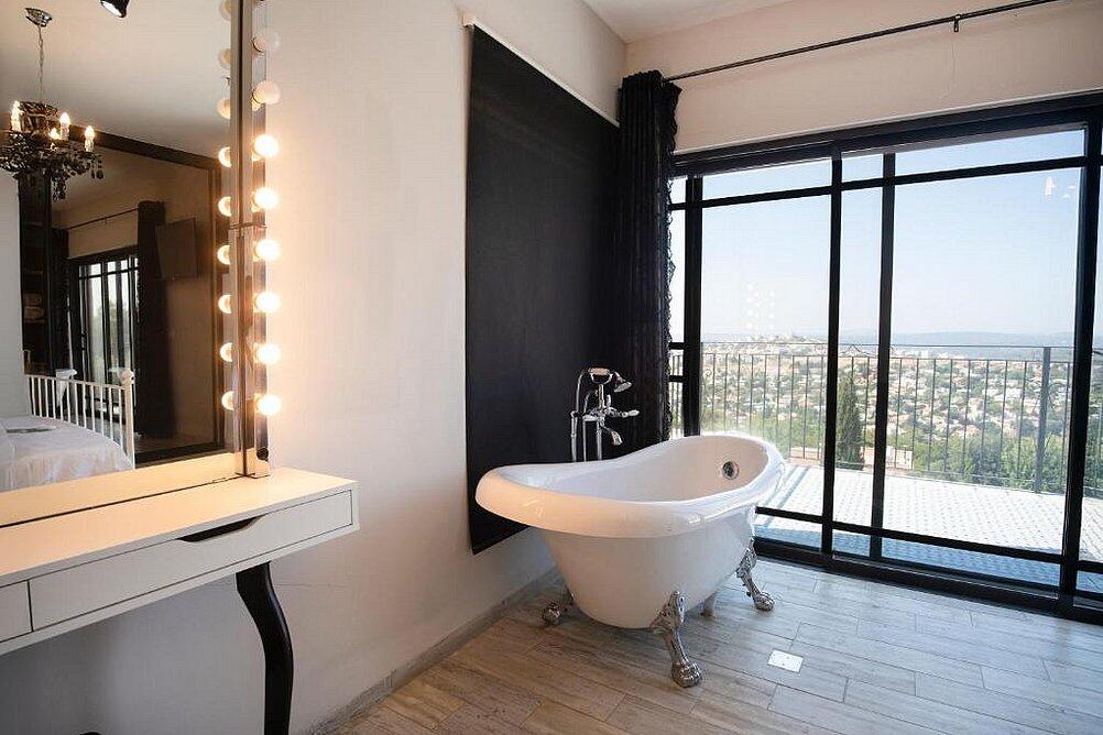 וילה לה פטלונה צפון  16  נופש - וי פור ויקיישן - V for Vacation