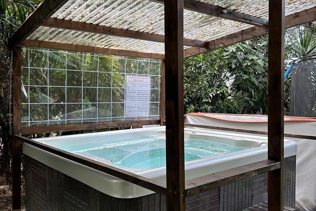 לה בריזה צפון  3  נופש - וי פור ויקיישן - V for Vacation