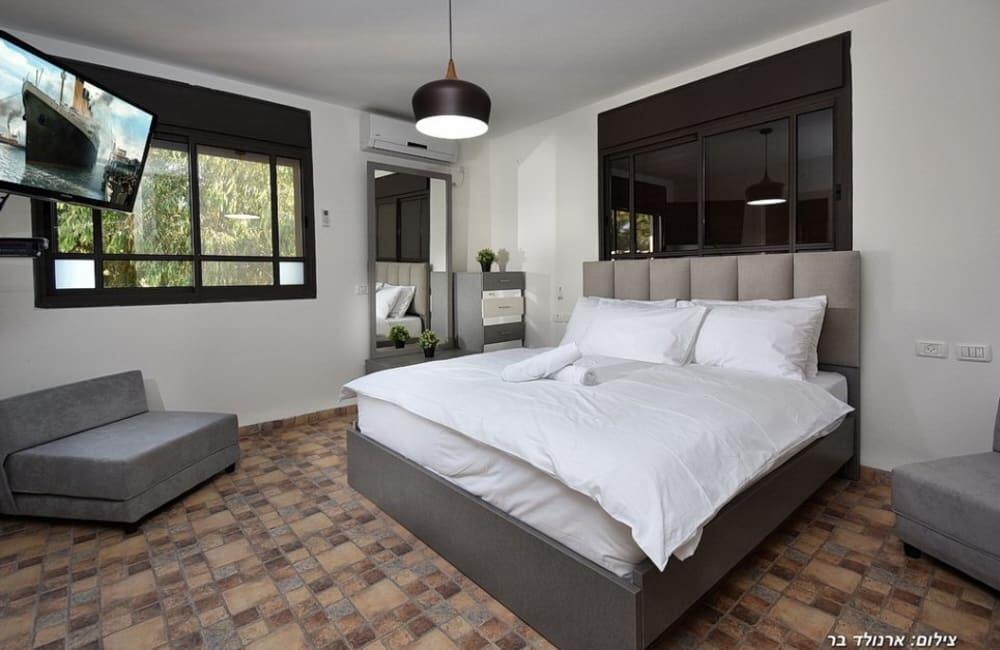 אחוזת אמור צפון  21  נופש - וי פור ויקיישן - V for Vacation