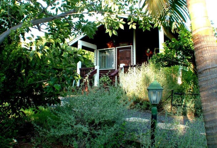 הבקתה הגלילית צפון  10  נופש - וי פור ויקיישן - V for Vacation