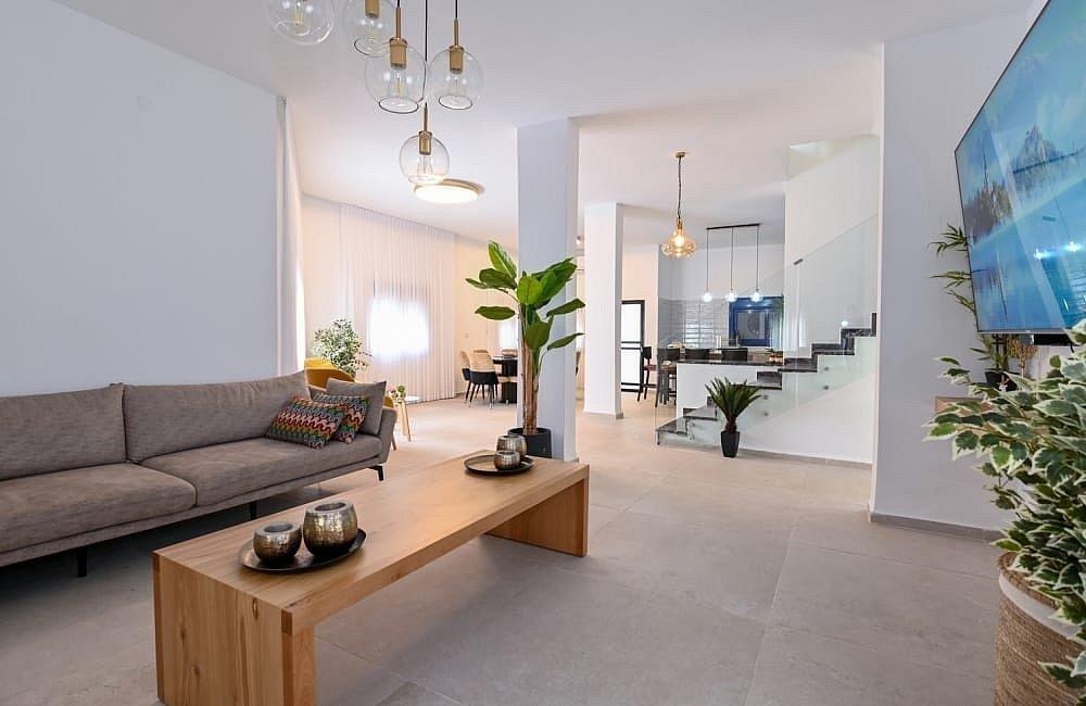 וילה קינג רפאל צפון  16  נופש - וי פור ויקיישן - V for Vacation