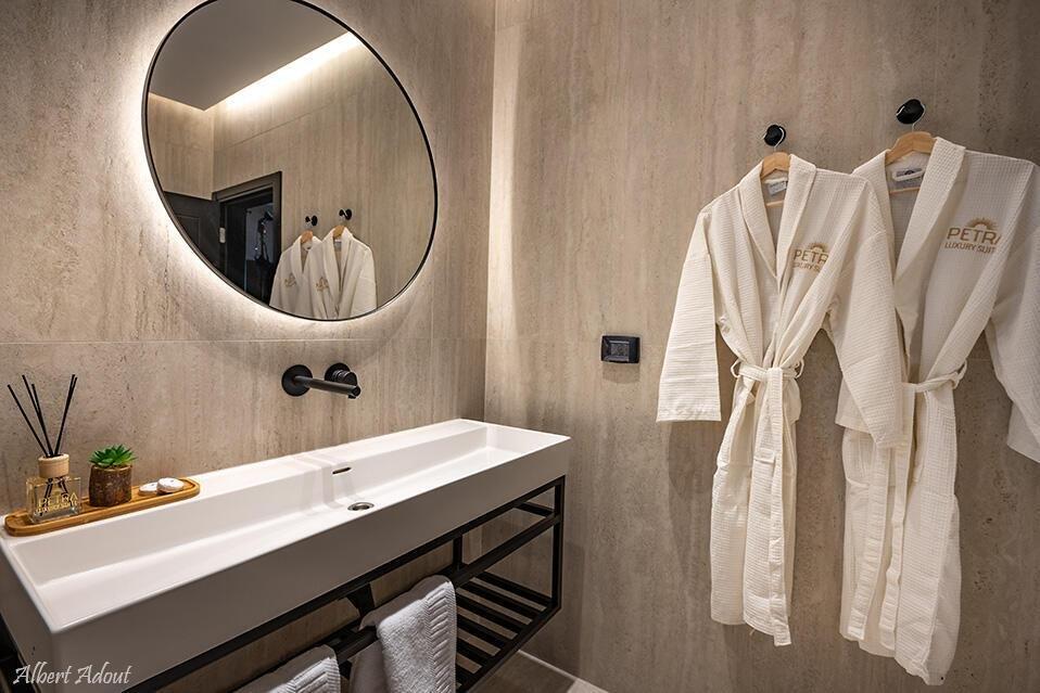 פטרה - סוויטות יוקרה צפון  12  נופש - וי פור ויקיישן - V for Vacation