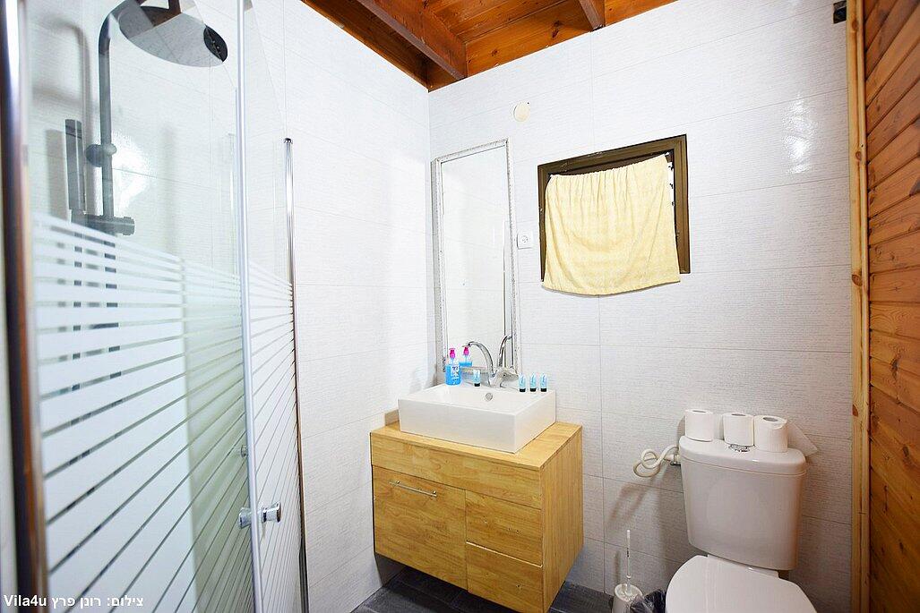 נווה הרים צפון  14  נופש - וי פור ויקיישן - V for Vacation