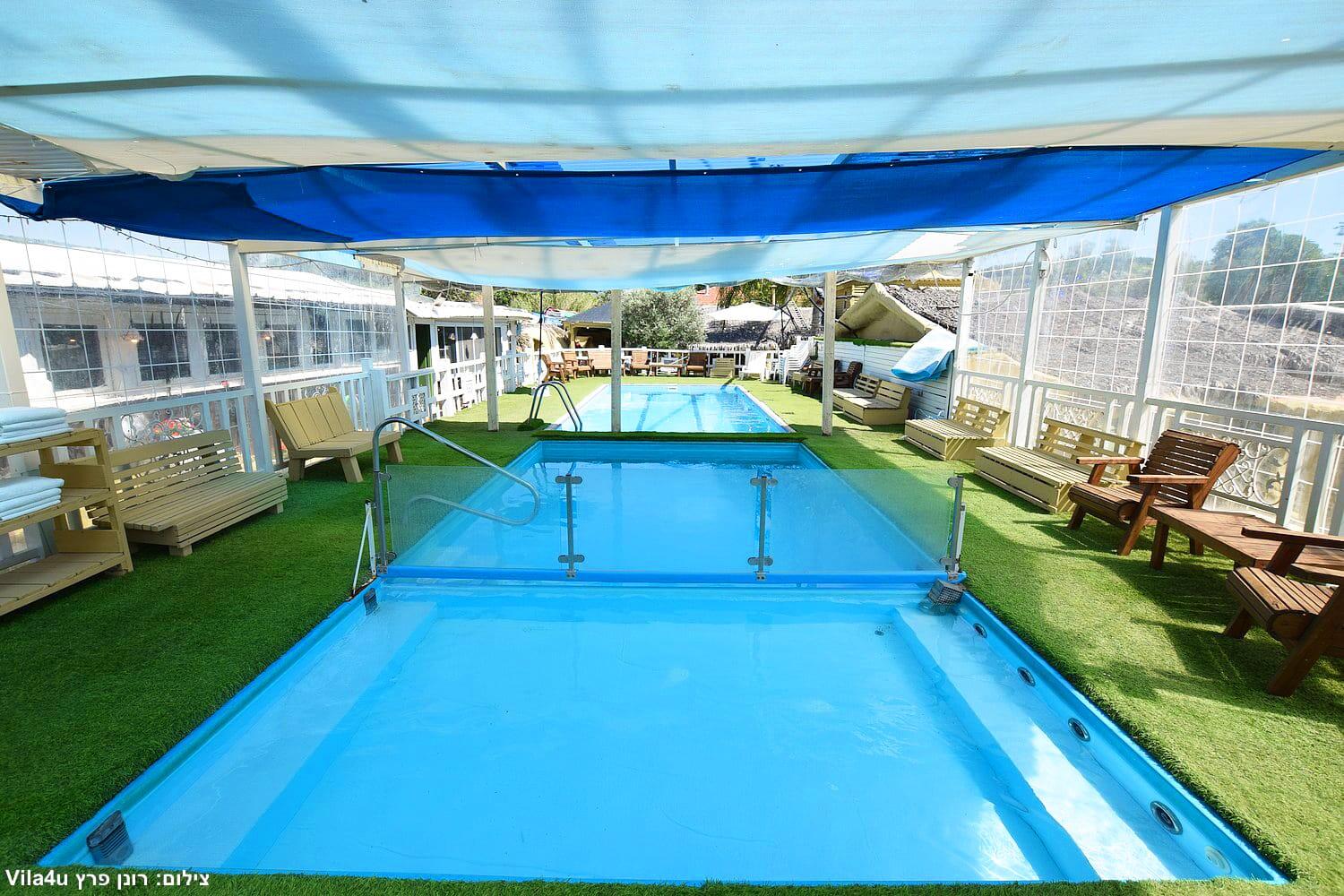 אחוזה בגליל צפון  28  נופש - וי פור ויקיישן - V for Vacation