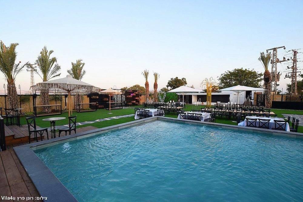 אמיליה איוונטס מרכז  4  לופט 4 יו