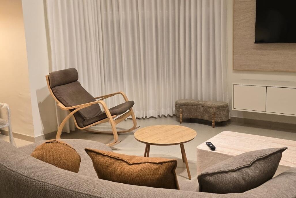 וילה סאן לייט - Sun Light צפון  11  נופש - וי פור ויקיישן - V for Vacation