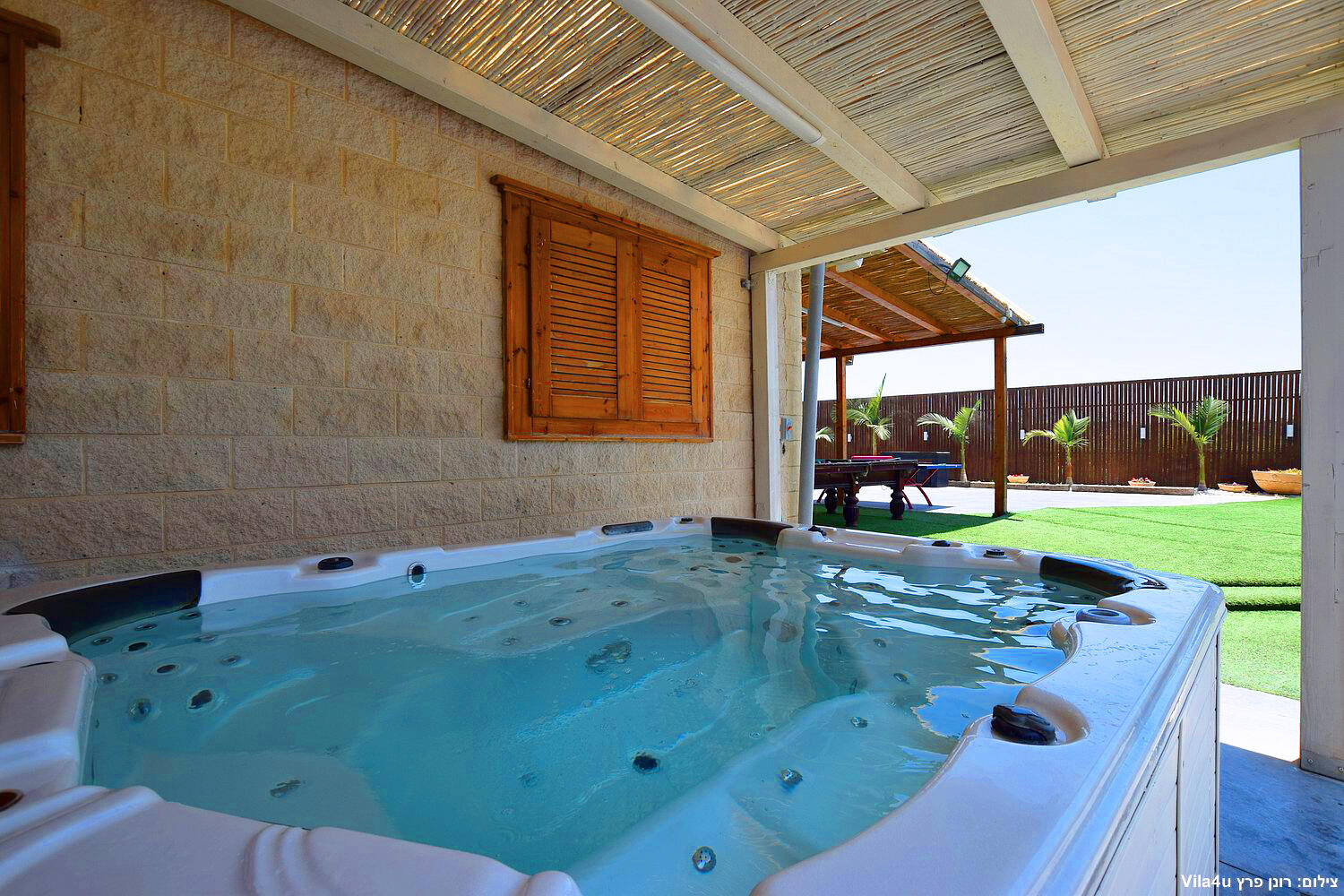 וילה גלי מרכז  3  נופש - וי פור ויקיישן - V for Vacation