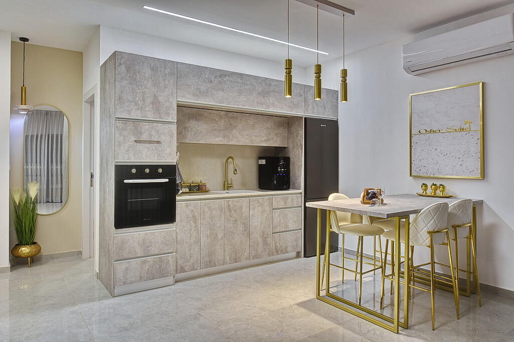 סוויטת האושר צפון  21  נופש - וי פור ויקיישן - V for Vacation