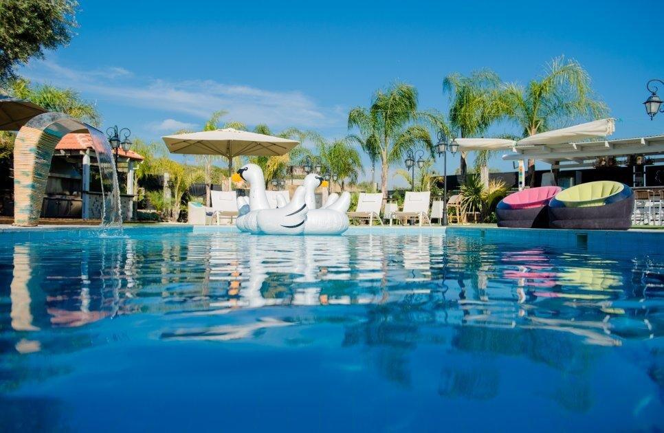 ארטמיס מרכז  16  נופש - וי פור ויקיישן - V for Vacation