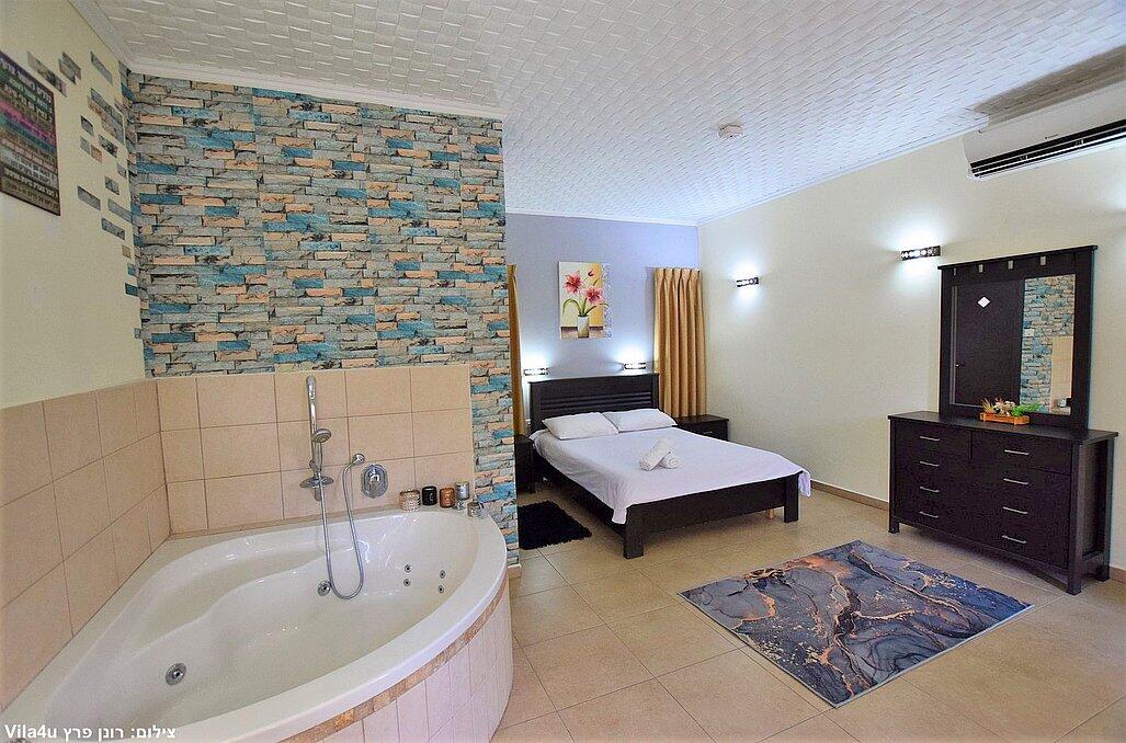 אחוזת האמנים ריזורט צפון  6  נופש - וי פור ויקיישן - V for Vacation