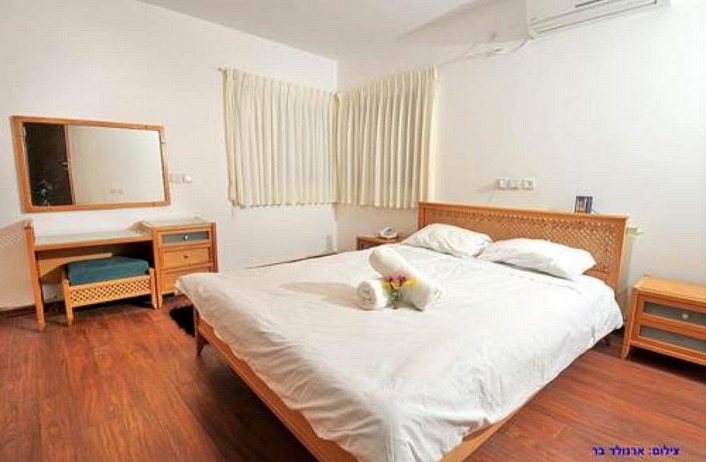 אחוזת אלונים ירכא צפון  24  נופש - וי פור ויקיישן - V for Vacation